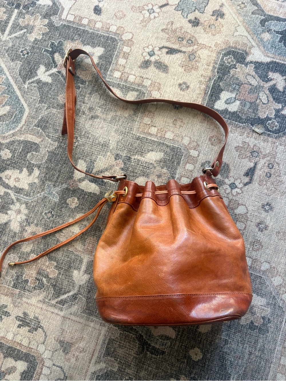 Classic Brown Leather Drawstring Bucket market bag